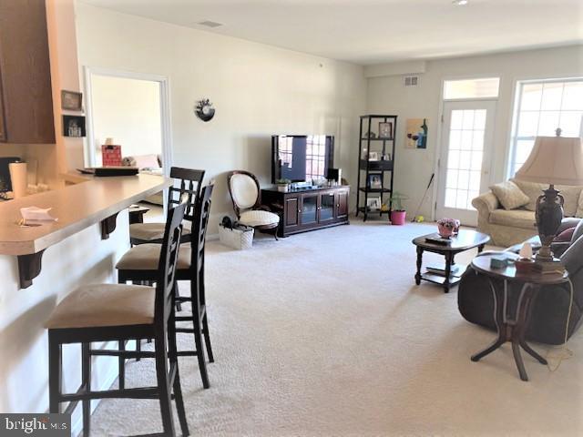 836 Timberlake Drive Ewing, NJ 08618 - Photo 3 of 13 Livingroom