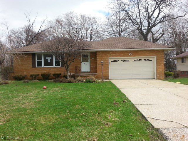 679 Edgewood Road Cleveland, OH 44143 - Photo 1 of 25 Gallery Image 1