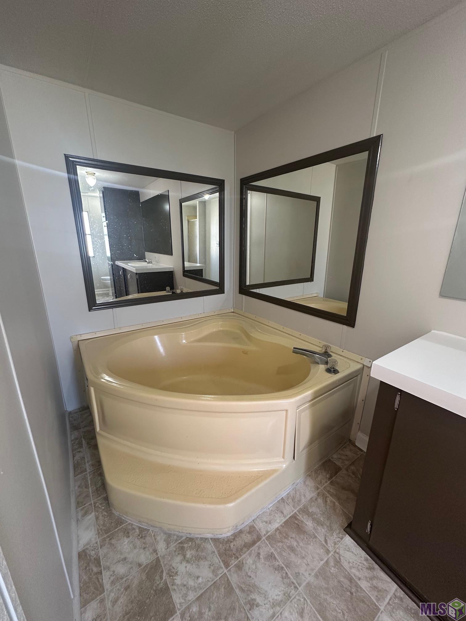 44091 Maurice Bourgeois Road St. Amant, LA 70774 - Photo 16 of 19