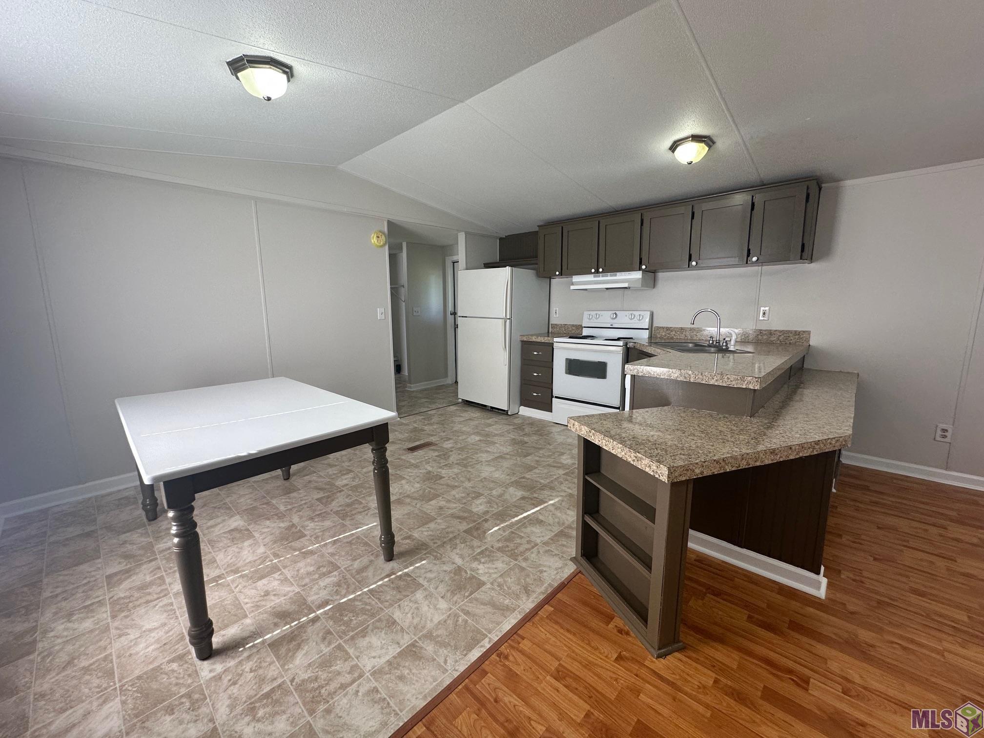 44091 Maurice Bourgeois Road St. Amant, LA 70774 - Photo 4 of 19