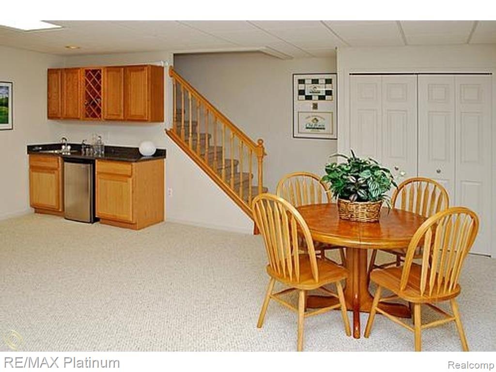 1030 Spirea Howell, MI 48843 - Photo 11 of 12 LL Wet Bar