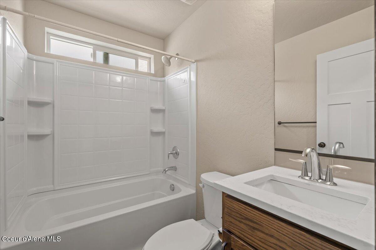 8544 West Seed Avenue Rathdrum, ID 83858 - Photo 28 of 41 28-Full Bath