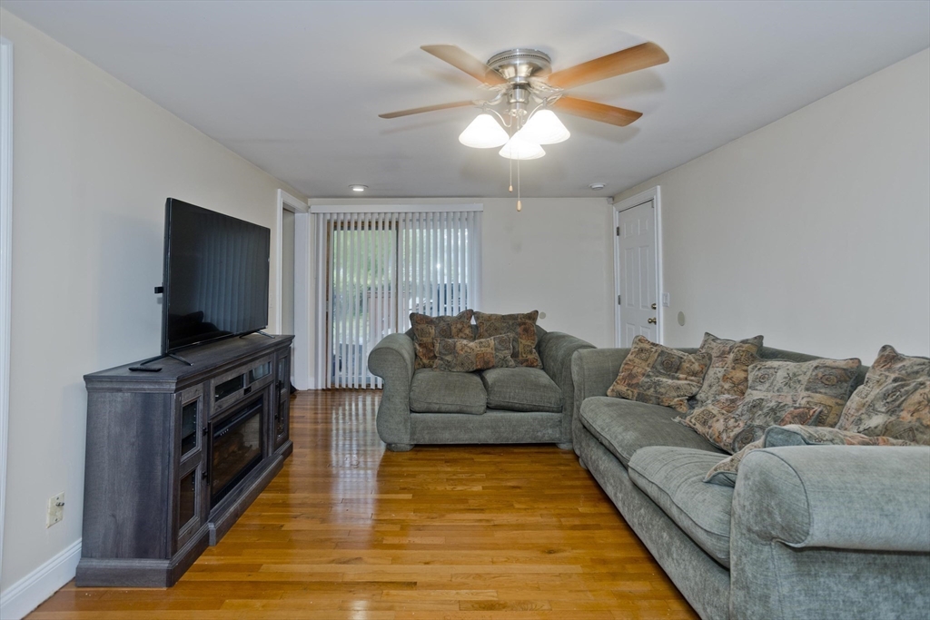 91 Spikenard Circle Springfield, MA 01129 - Photo 17 of 30