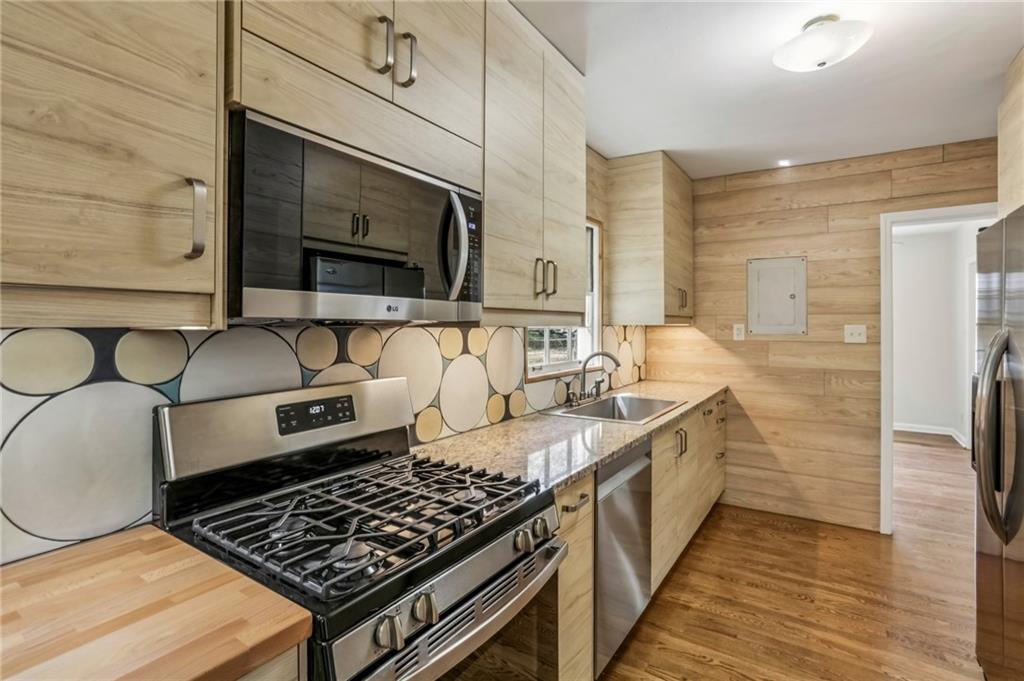 1304 Conway Road Decatur, GA 30030 - Photo 9 of 26