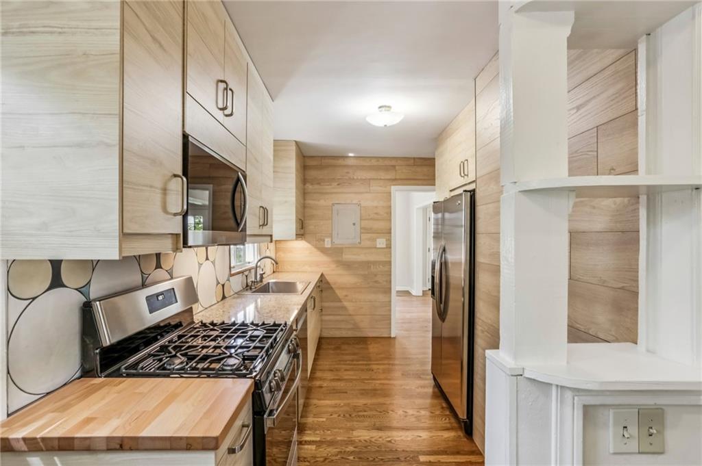 1304 Conway Road Decatur, GA 30030 - Photo 10 of 26