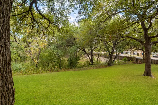 $174,999 | 11404 Walnut Ridge Drive, Unit 4, Austin, TX 78753