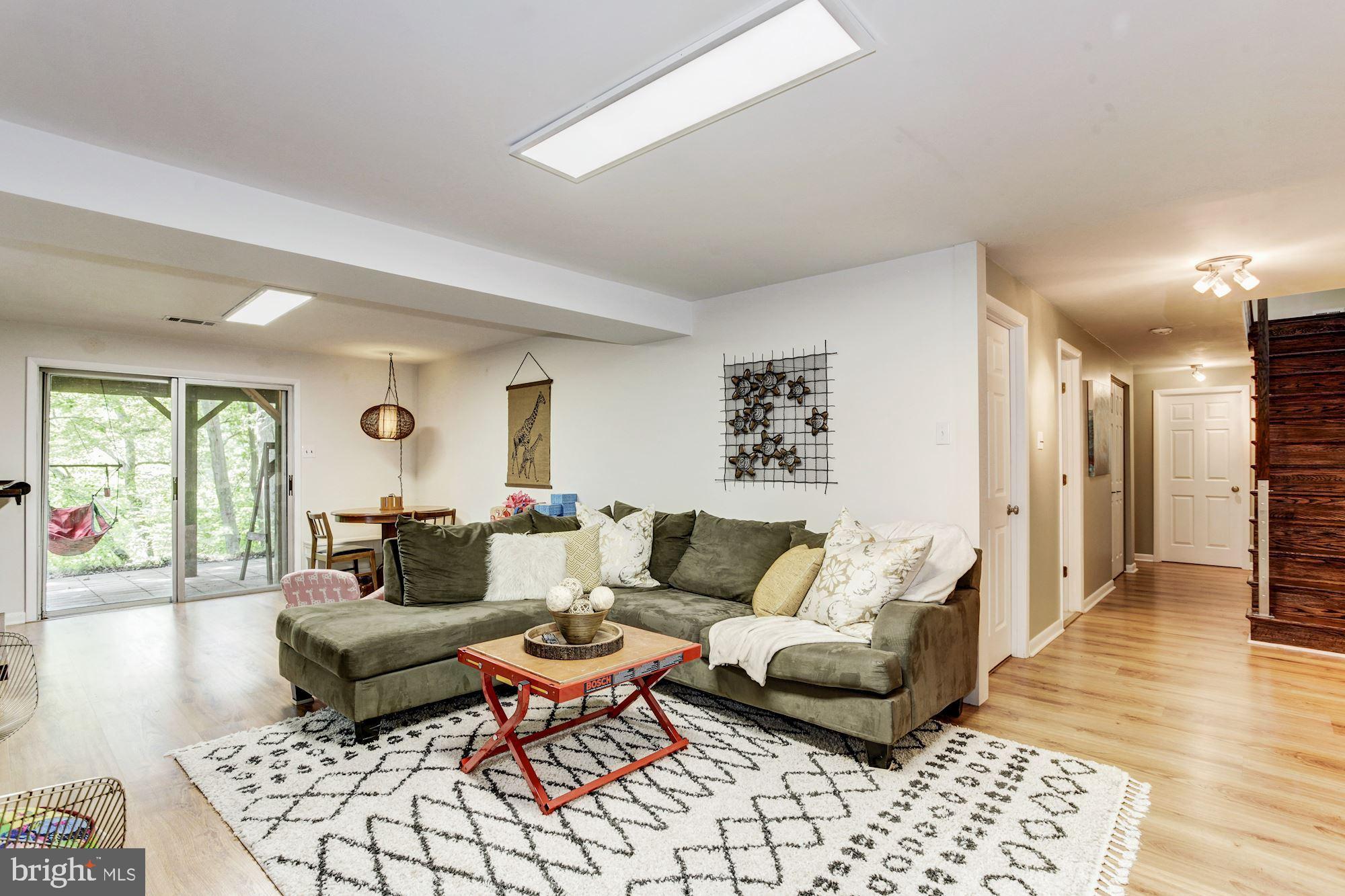 7104 Hadlow Court Springfield, VA 22152 - Photo 30 of 49 Gallery Image 30