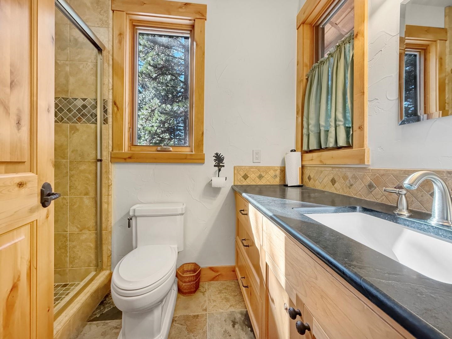 462 Arrowleaf Road Portola, CA 96122 - Photo 8 of 28