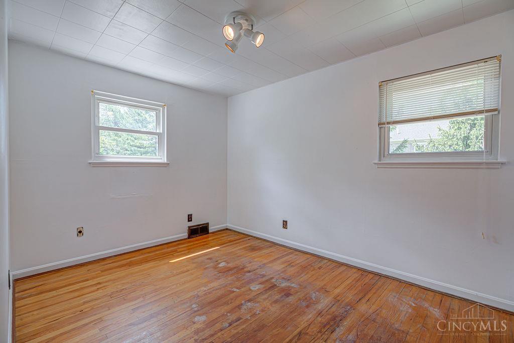 6109 Thompson Road Cincinnati, OH 45247 - Photo 20 of 40 Gallery Image 20
