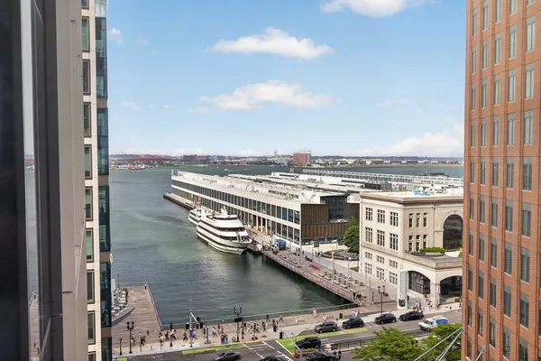 $1,680,000 | 135 Seaport Boulevard, Unit 1106, Boston, MA 02210