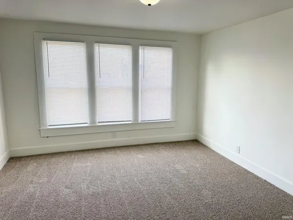 $159,900 | 1028 East Mulberry Street, Evansville, IN 47714
