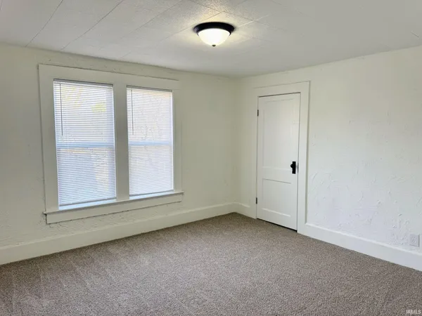 $159,900 | 1028 East Mulberry Street, Evansville, IN 47714