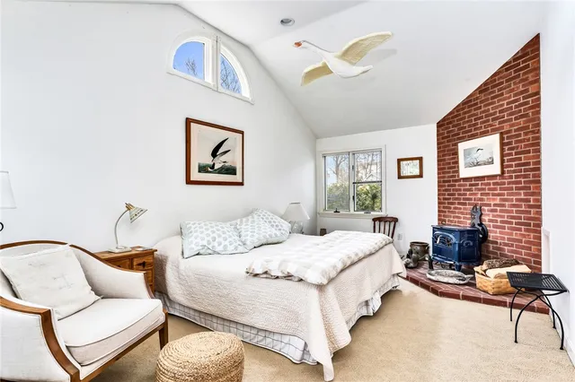 $3,650 | 33 Samoset Avenue, Barrington, RI 02806