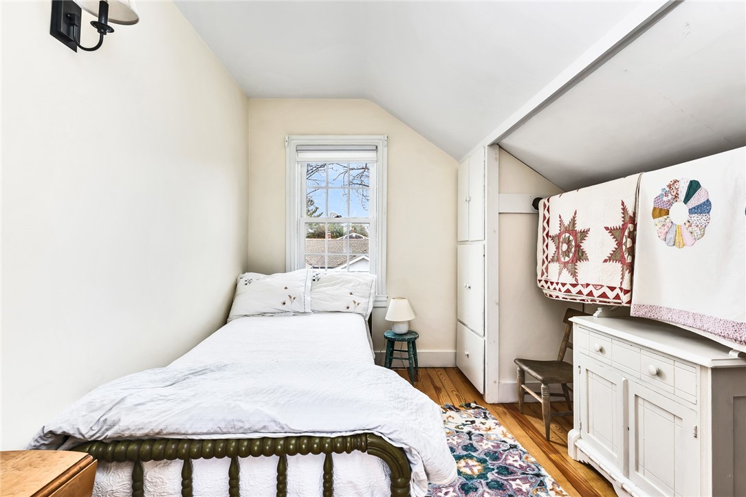 33 Samoset Avenue Barrington, RI 02806 - Photo 23 of 28