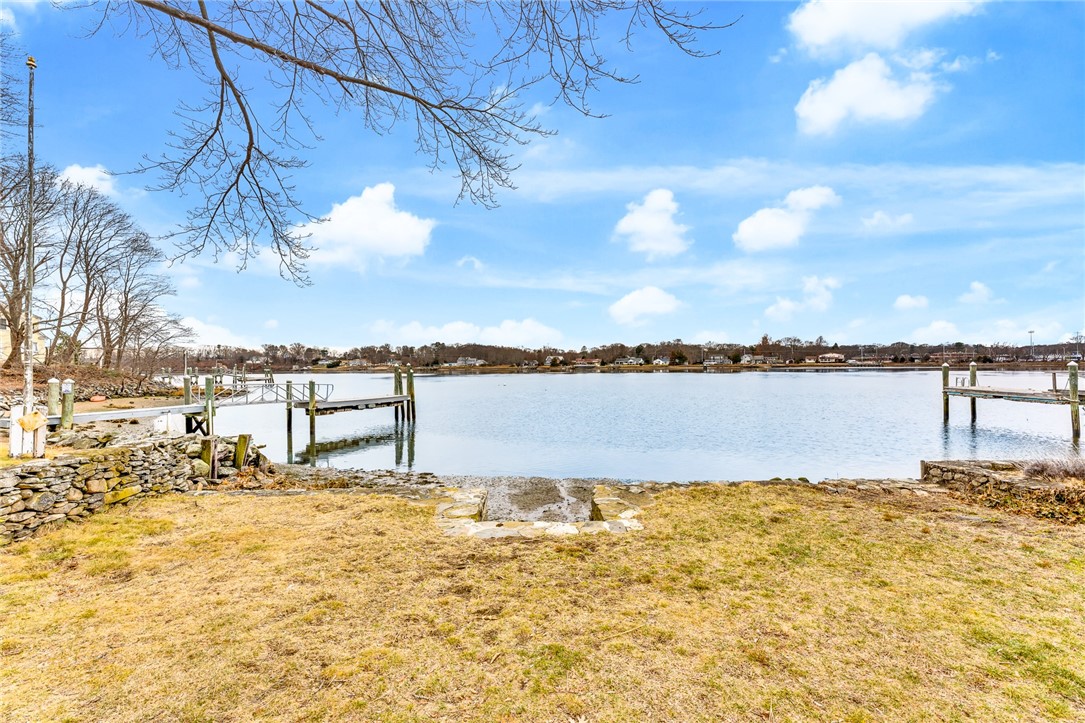 33 Samoset Avenue Barrington, RI 02806 - Photo 27 of 28