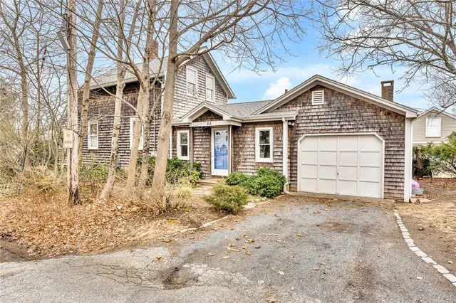 $3,650 | 33 Samoset Avenue, Barrington, RI 02806