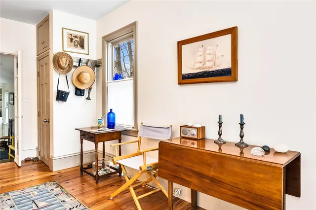 $3,650 | 33 Samoset Avenue, Barrington, RI 02806