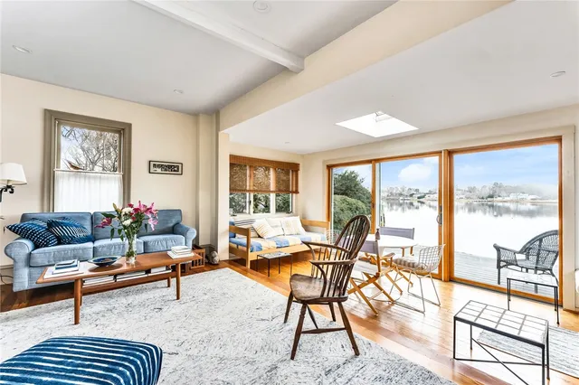 $3,650 | 33 Samoset Avenue, Barrington, RI 02806