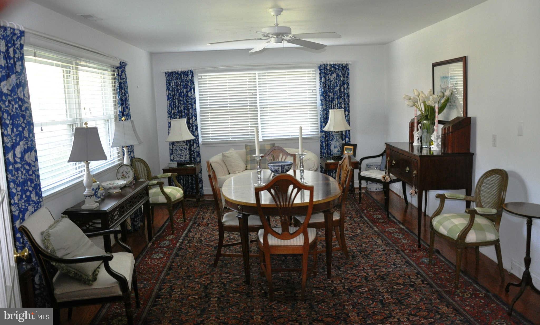 12 Sandy Acres Road Cambridge, MD 21613 - Photo 5 of 8 Living Room