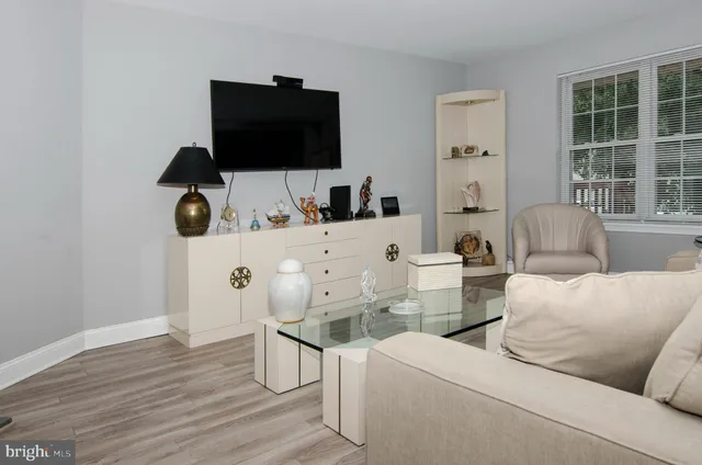 $2,400 | 1513 Whitpain Hills, Blue Bell, PA 19422