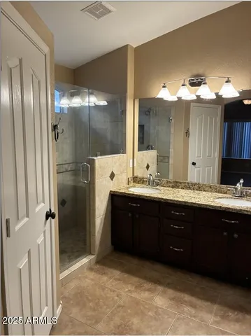 $2,280 | 1041 East Silverwood Drive, Phoenix, AZ 85048