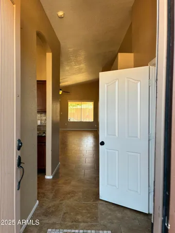 $2,280 | 1041 East Silverwood Drive, Phoenix, AZ 85048