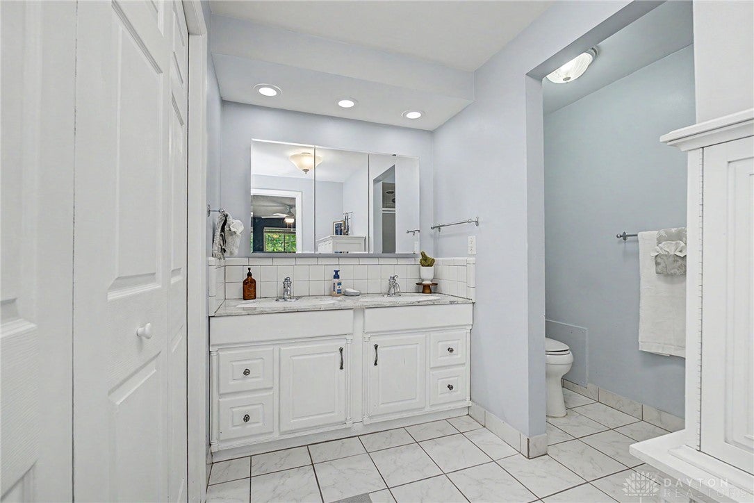 5696 Overbrooke Road Kettering, OH 45440 - Photo 32 of 66 Gallery Image 32