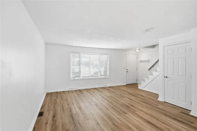 $2,500 | 23 Benefit Street, Unit 16, Warwick, RI 02886