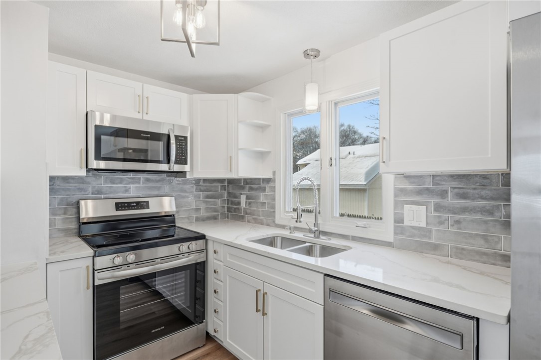 23 Benefit Street, Unit 16 Warwick, RI 02886 - Photo 15 of 39