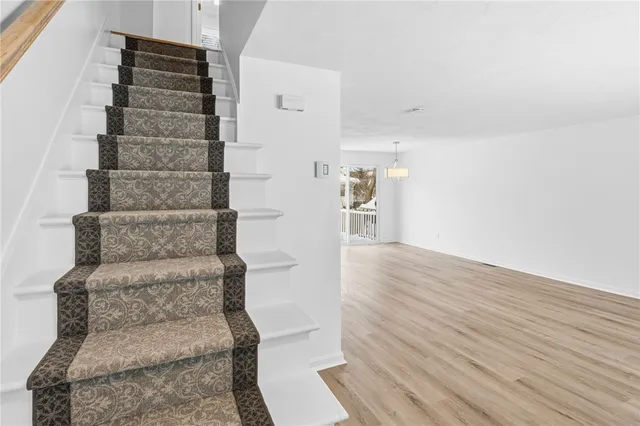 $2,500 | 23 Benefit Street, Unit 16, Warwick, RI 02886