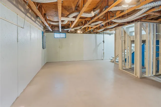 $2,500 | 23 Benefit Street, Unit 16, Warwick, RI 02886