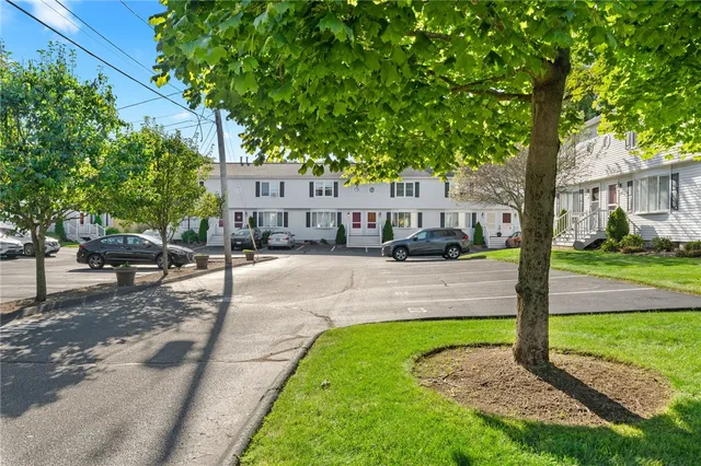 $2,500 | 23 Benefit Street, Unit 16, Warwick, RI 02886