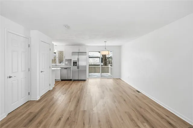 $2,500 | 23 Benefit Street, Unit 16, Warwick, RI 02886