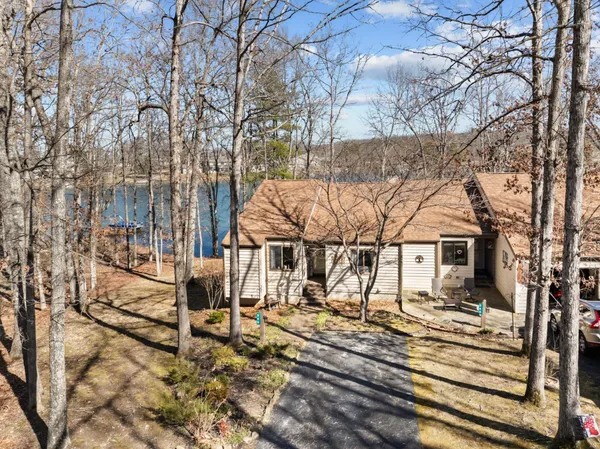 $340,000 | 345 Lake Catherine Circle, Crossville, TN 38558