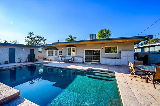 $1,494,999 | 14132 Carfax Avenue, Tustin, CA 92780