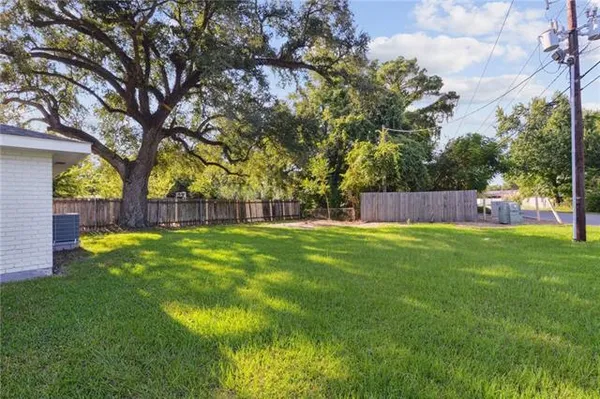 $199,900 | 2700 Dolores Drive, Marrero, LA 70072