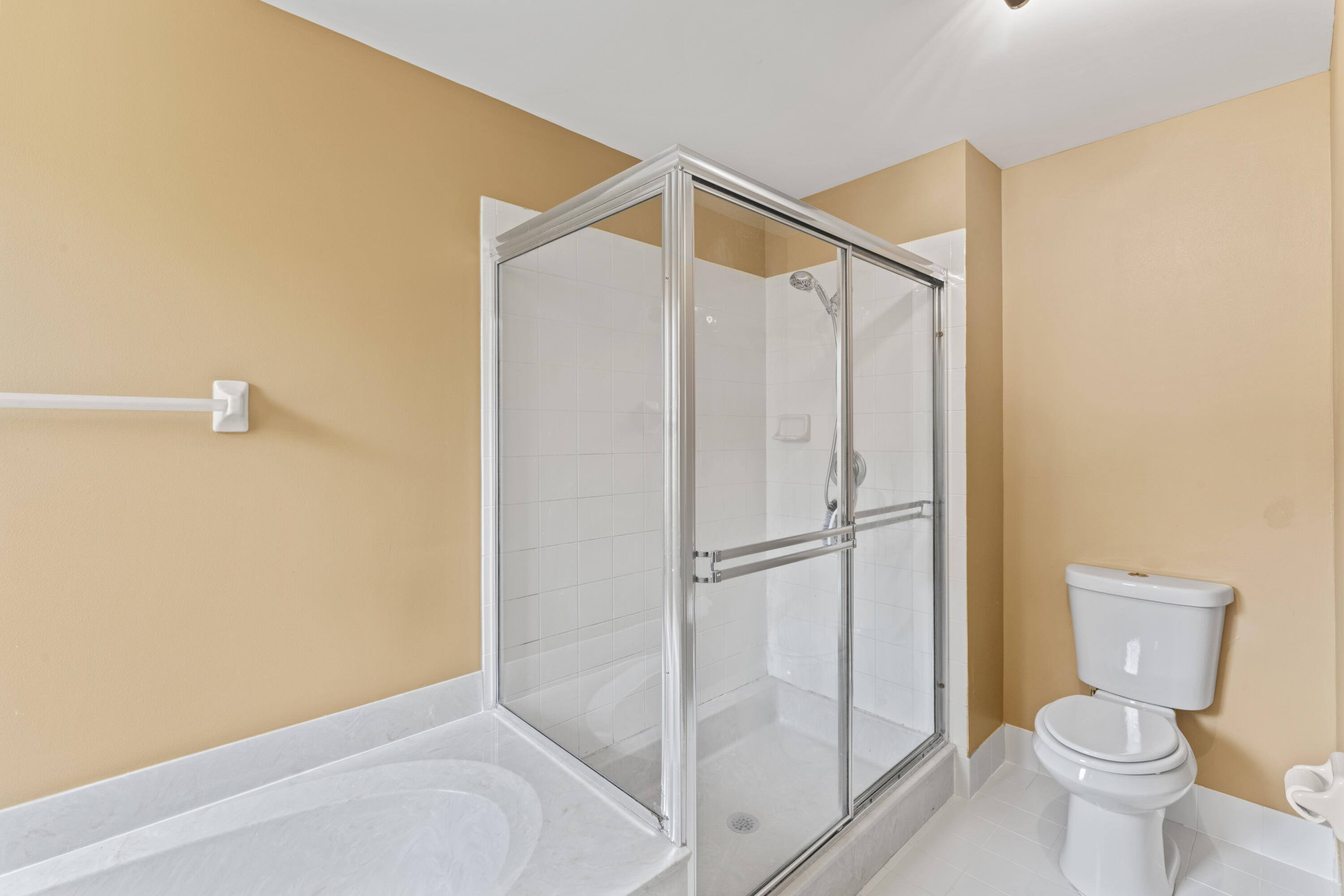 2103 Southwest 173rd Avenue Miramar, FL 33029 - Photo 15 of 32 DSC00502