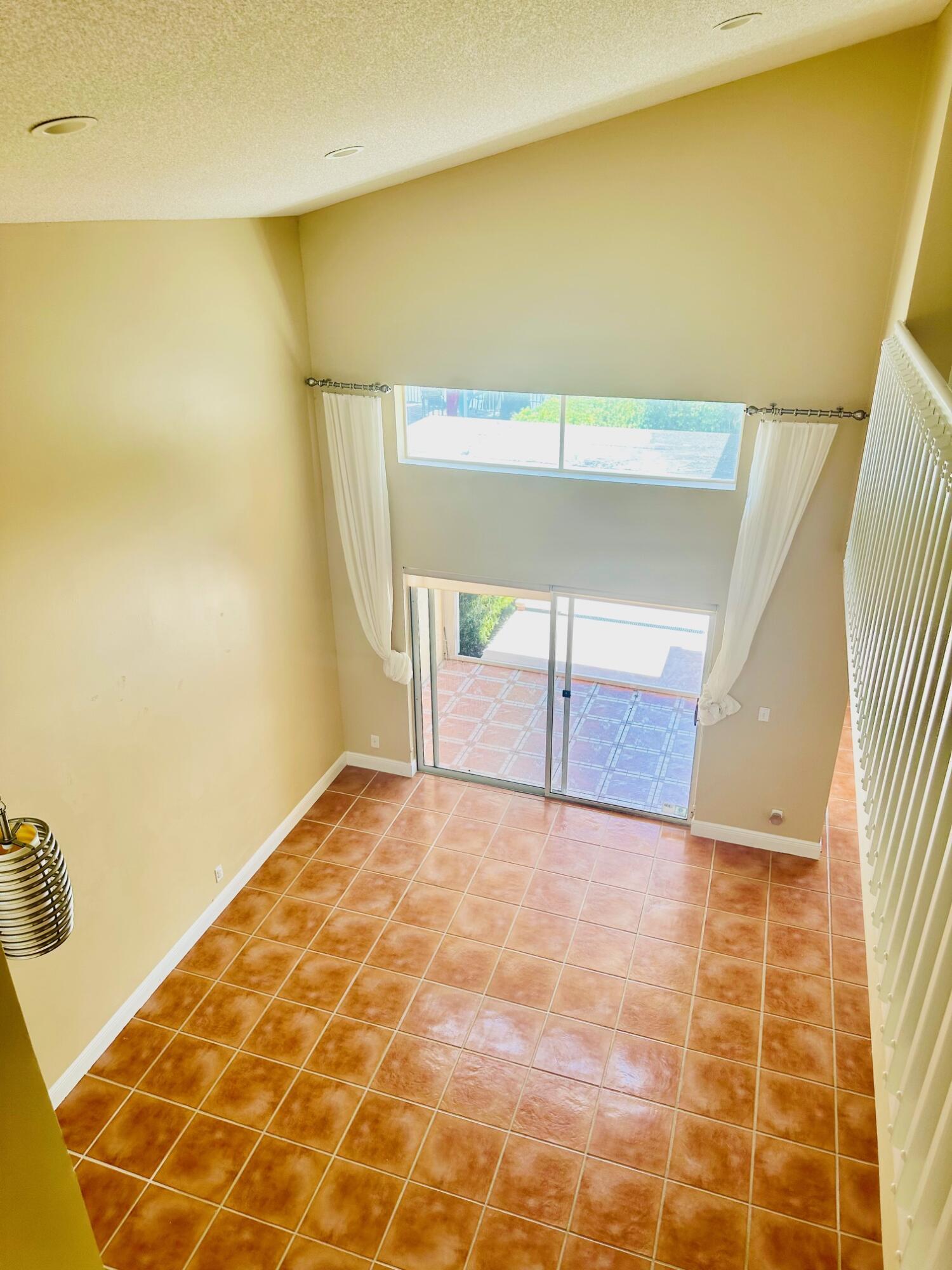 2103 Southwest 173rd Avenue Miramar, FL 33029 - Photo 5 of 32 IMG_4754