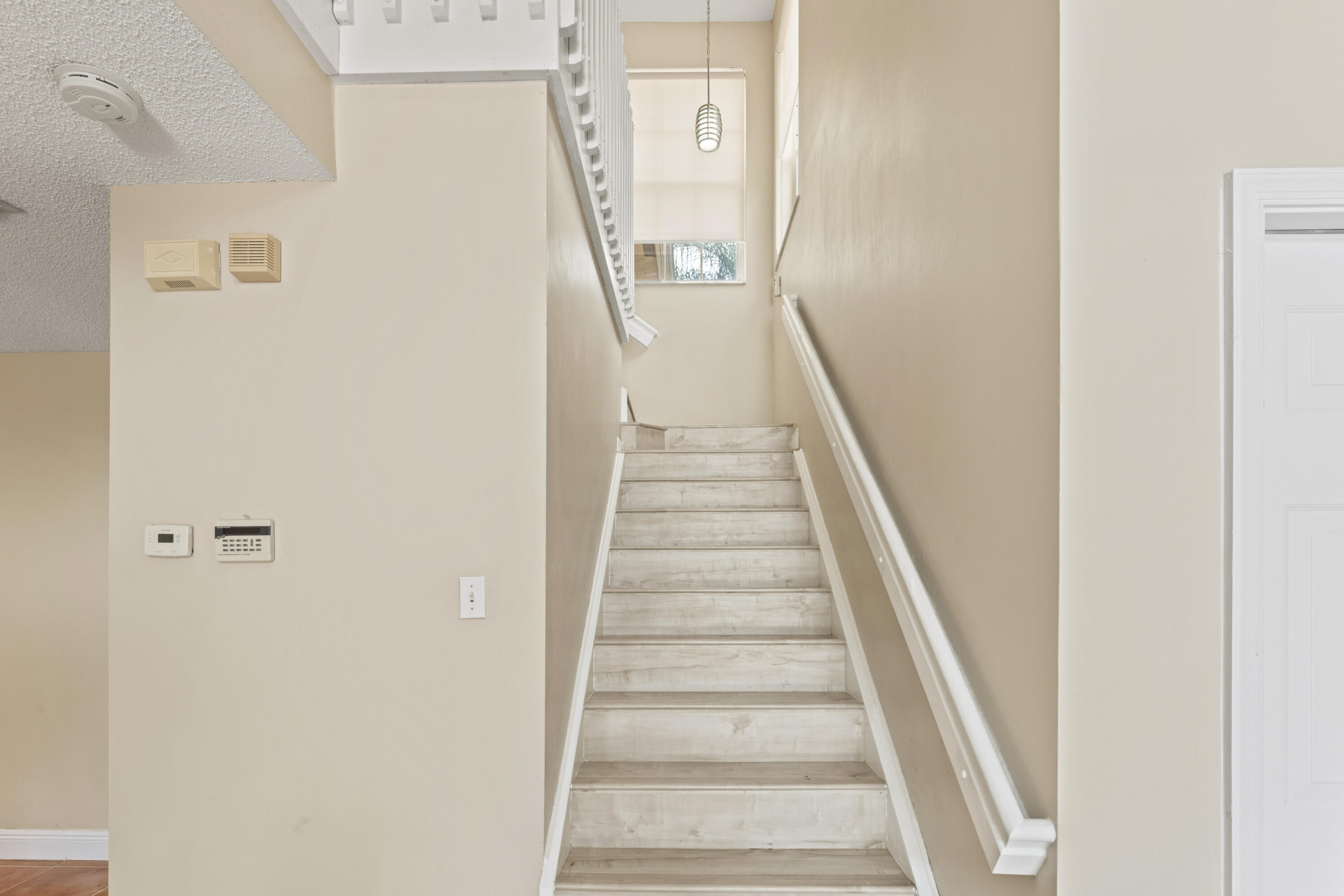 2103 Southwest 173rd Avenue Miramar, FL 33029 - Photo 8 of 32 DSC00322