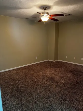$2,200 | 18510 Ranch View Trail, Houston, TX 77073