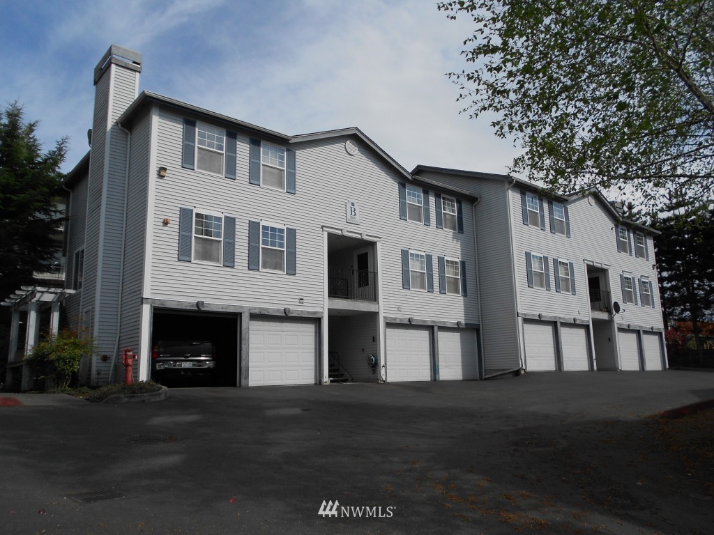 1160 Monroe Avenue Northeast, Unit 2B Renton, WA 98056 - Photo 1 of 1 Gallery Image 1