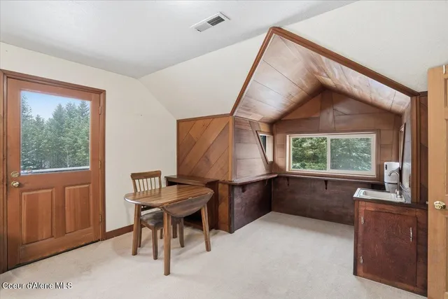 $1,100,000 | 2495 Hoo Doo Loop, Oldtown, ID 83822