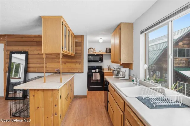 $1,100,000 | 2495 Hoo Doo Loop, Oldtown, ID 83822