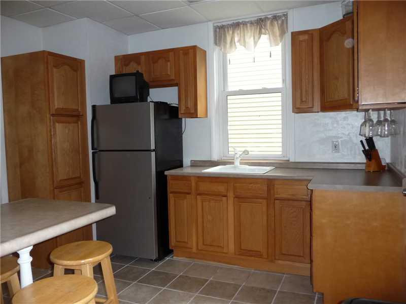 907 Malvern Road Avalon, PA 15202 - Photo 8 of 25 Kitchen.