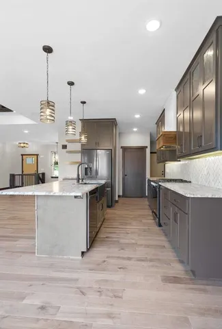 $739,900 | 2664 Chambers Crossing, Green Bay, WI 54313