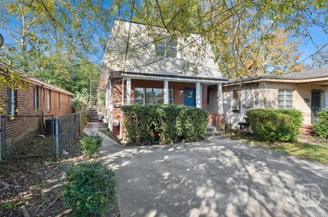 $1,200 | 3205 Bulloch Street, Unit B, Savannah, GA 31405