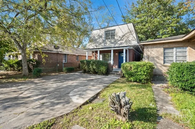 $1,200 | 3205 Bulloch Street, Unit B, Savannah, GA 31405