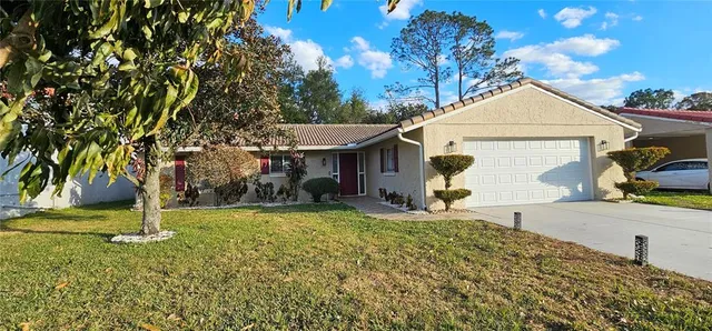 $2,600 | 10123 Fairtree Lane, Orlando, FL 32821