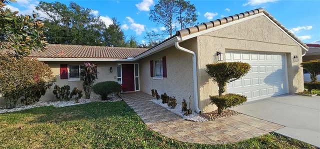 $2,600 | 10123 Fairtree Lane, Orlando, FL 32821
