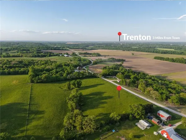 Southwest 30th Avenue, Trenton, MO 64683